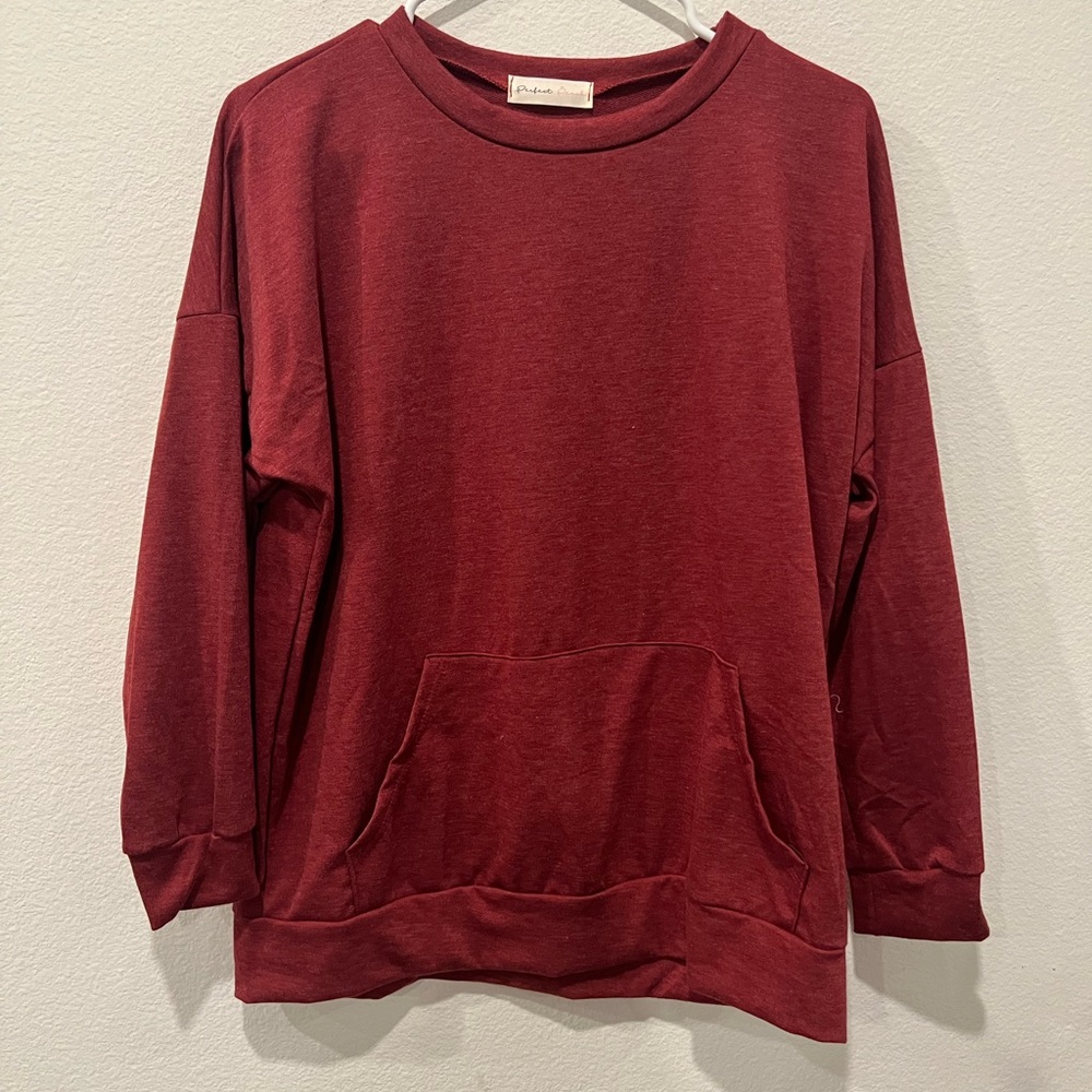 Red Long Sleeve Sweatshirt Size M by Perfect Peach